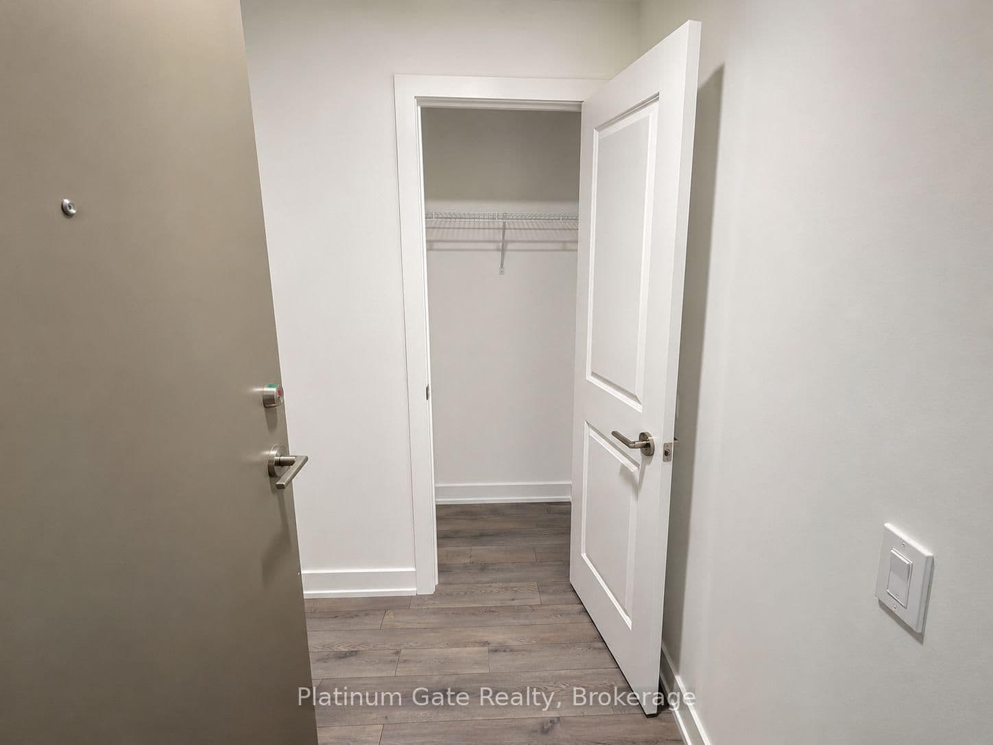 15 Skyridge Drive, Unit 1621 thumbnail 7