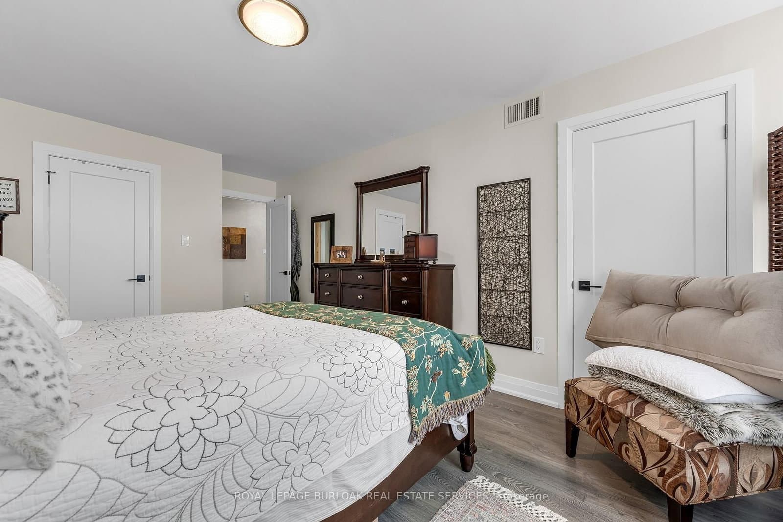 1270 Maple Crossing Boulevard, Unit 509 thumbnail 11