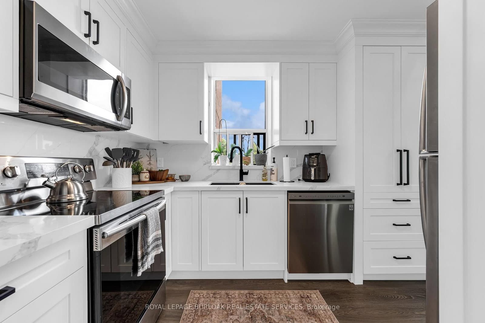 1270 Maple Crossing Boulevard, Unit 509 thumbnail 8