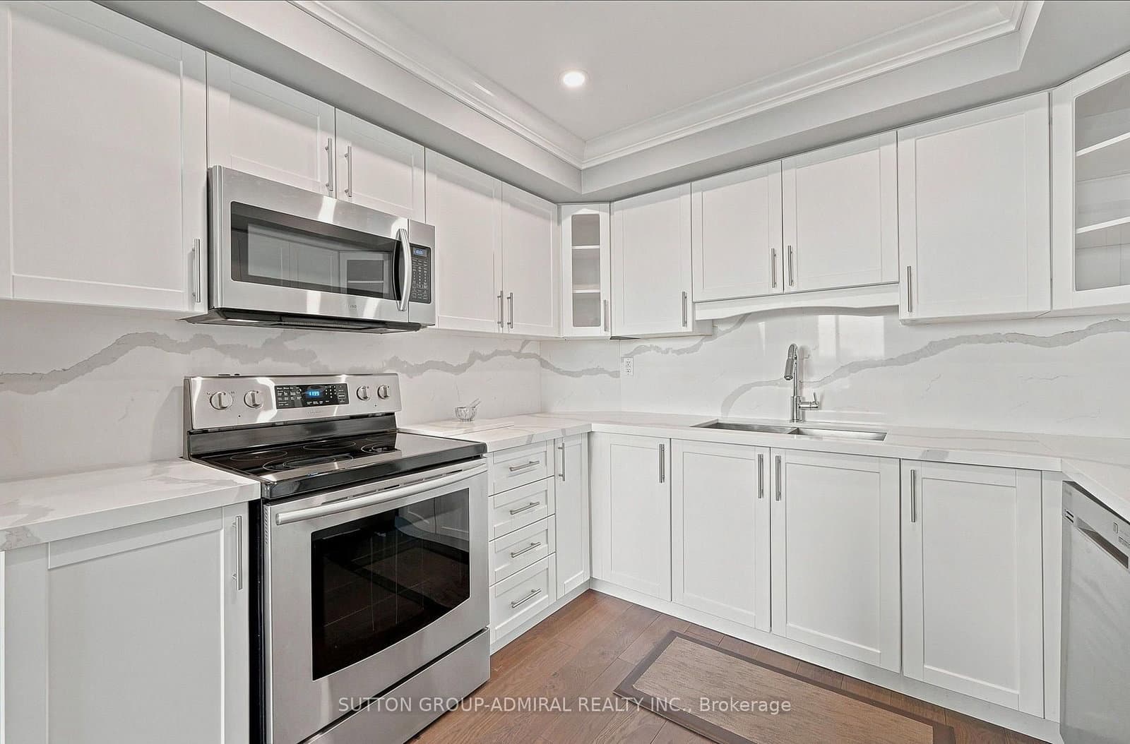 300 Mill Road, Unit D19 thumbnail 11