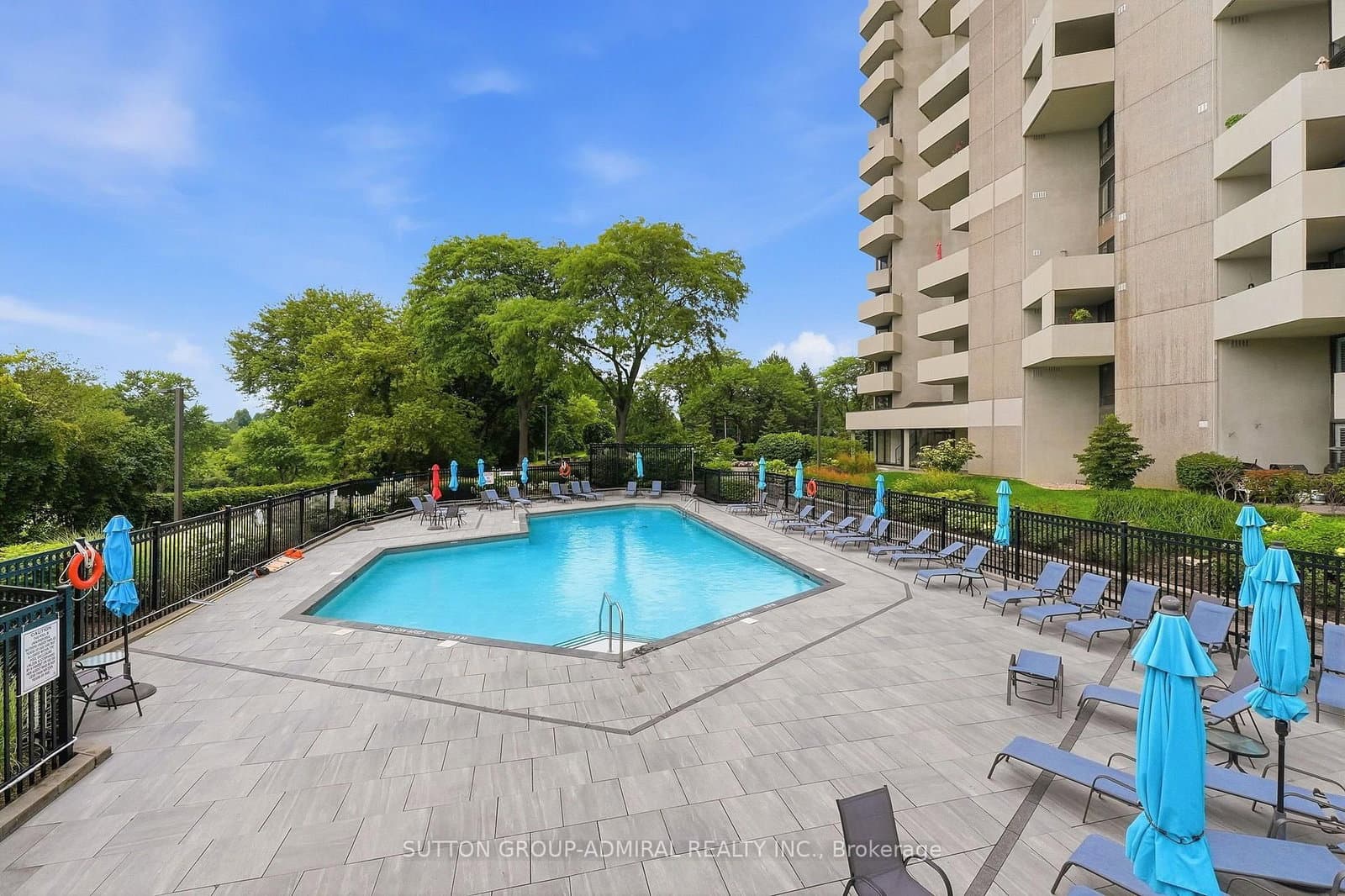 300 Mill Road, Unit D19 thumbnail 38