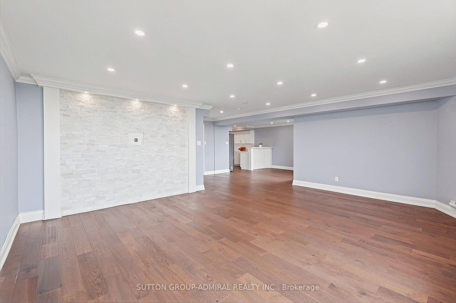 300 Mill Road, Unit D19 thumbnail 6