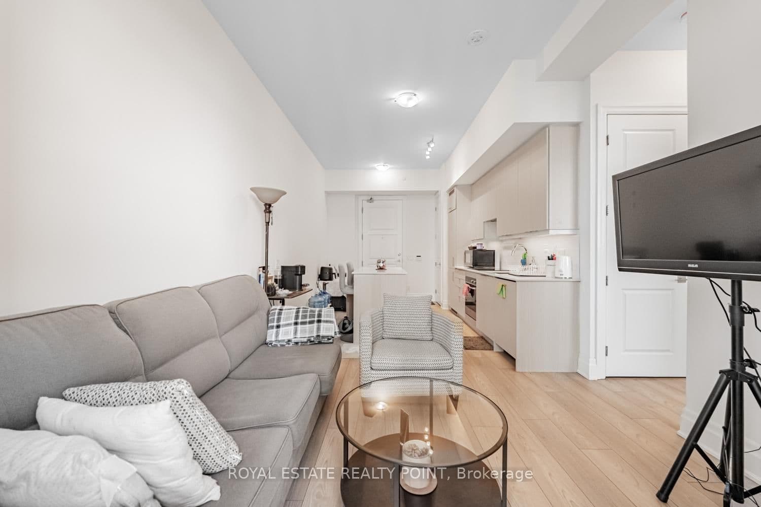 36 Elm Drive W, Unit PH-02 thumbnail 11