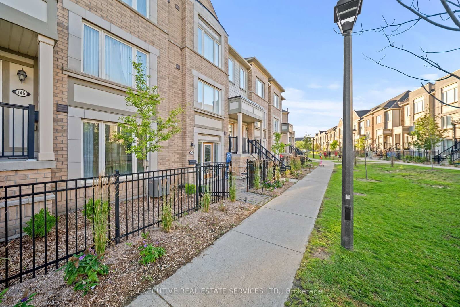 1 Beckenrose Court, Unit 144 thumbnail 8