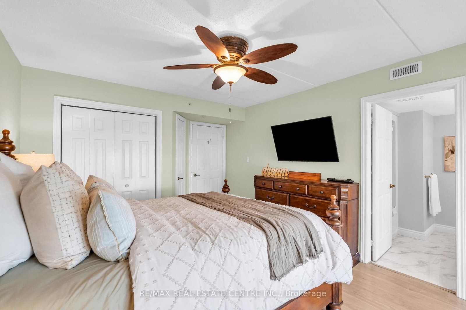 1479 Maple Avenue, Unit 102 thumbnail 30