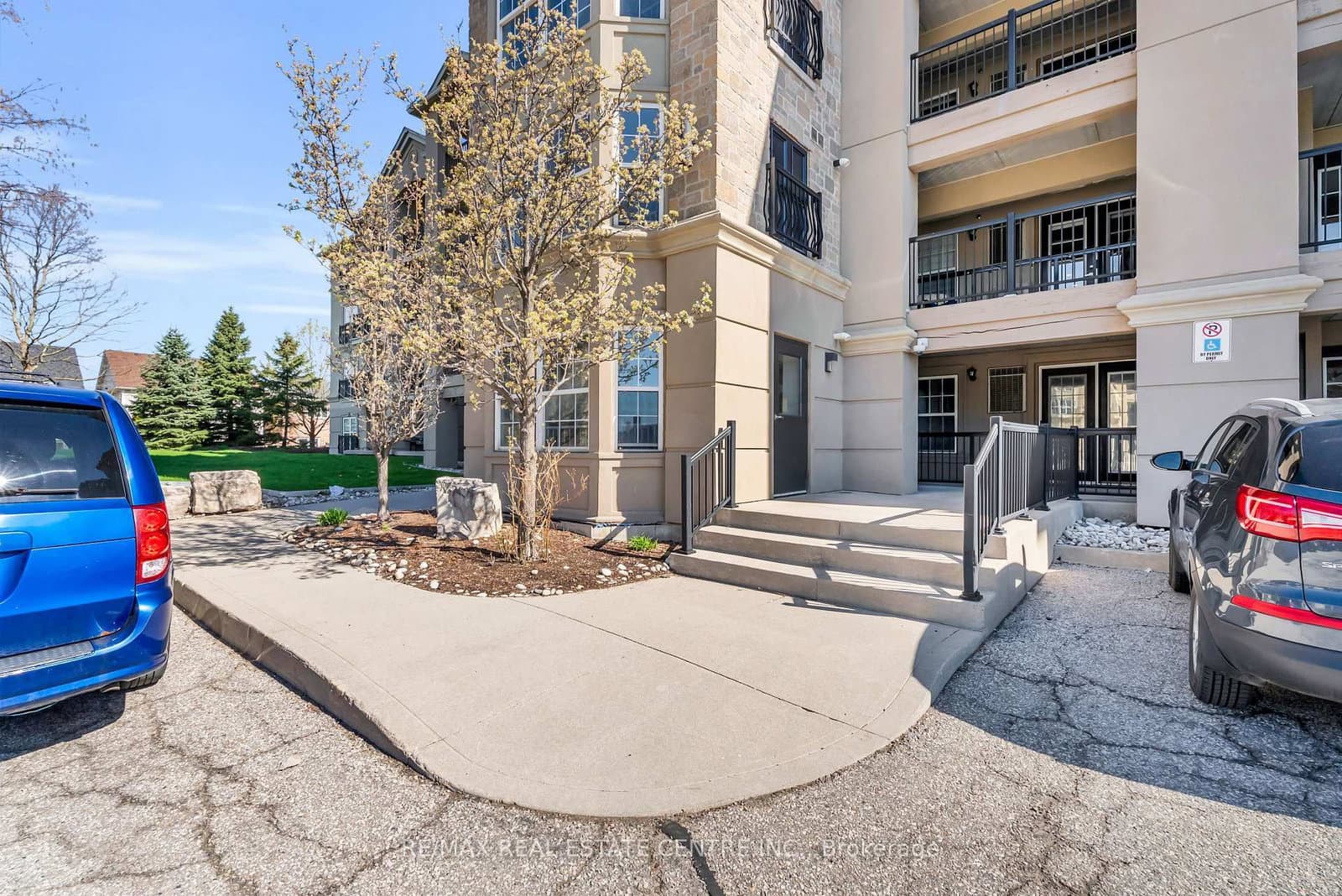 1479 Maple Avenue, Unit 102 thumbnail 4