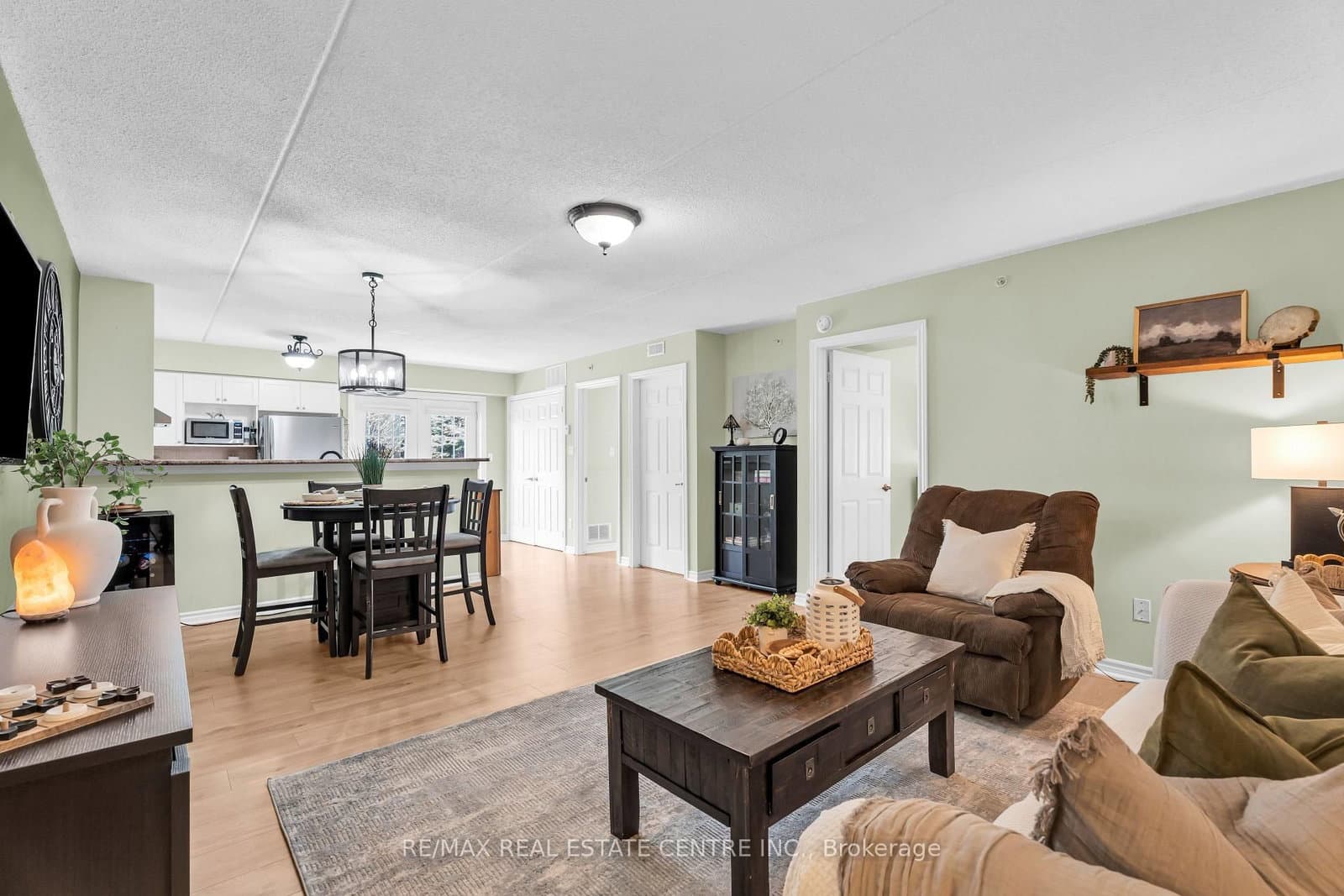 1479 Maple Avenue, Unit 102 thumbnail 9