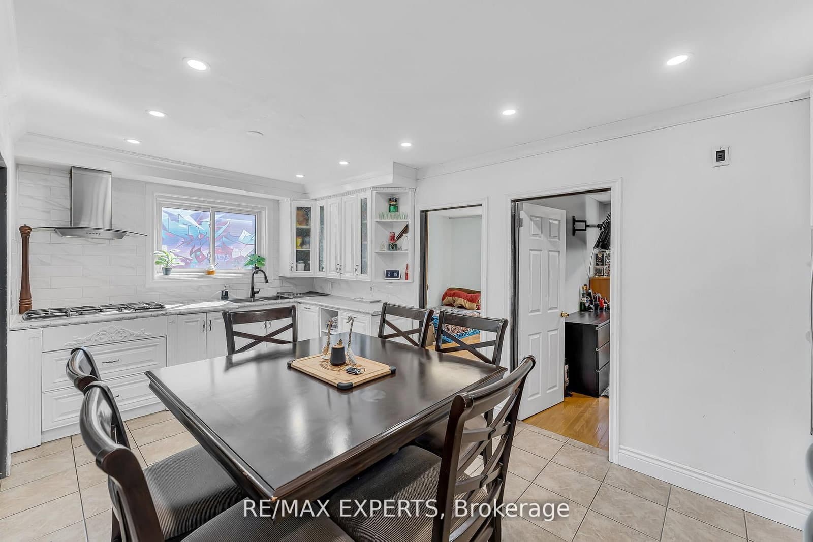 81 Hagar Avenue thumbnail 12