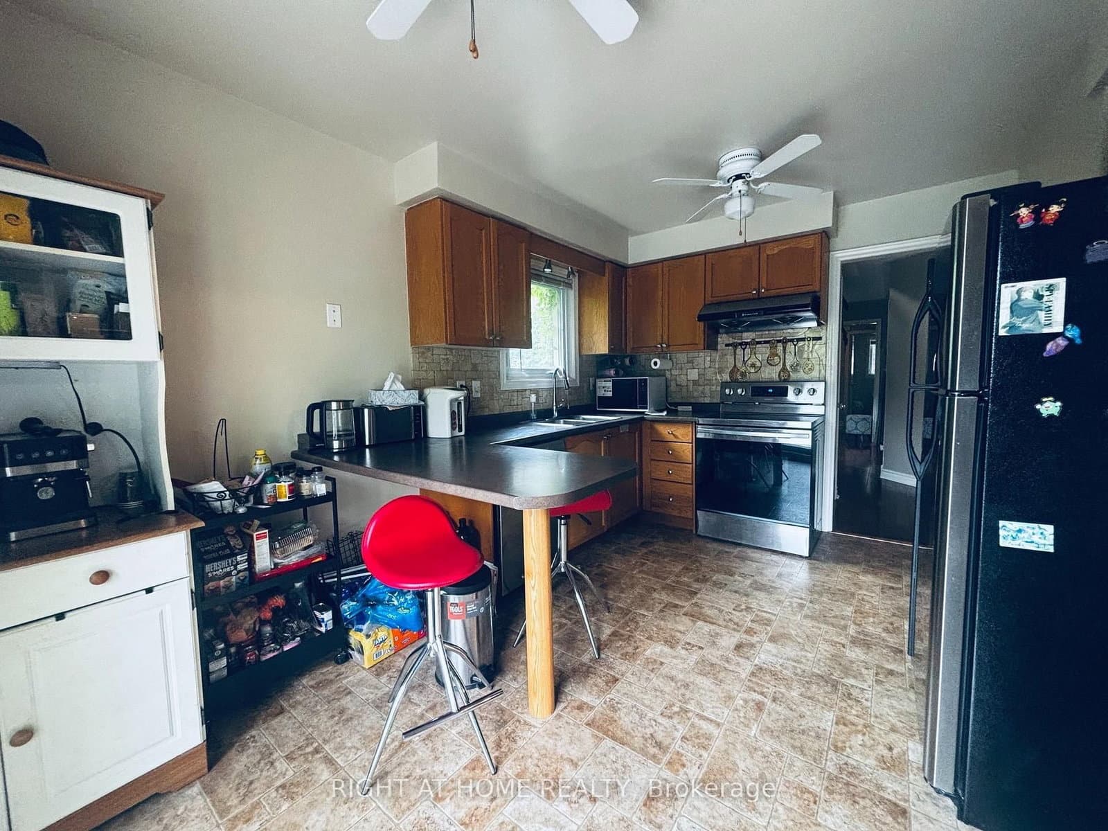 96 Howell Road thumbnail 12