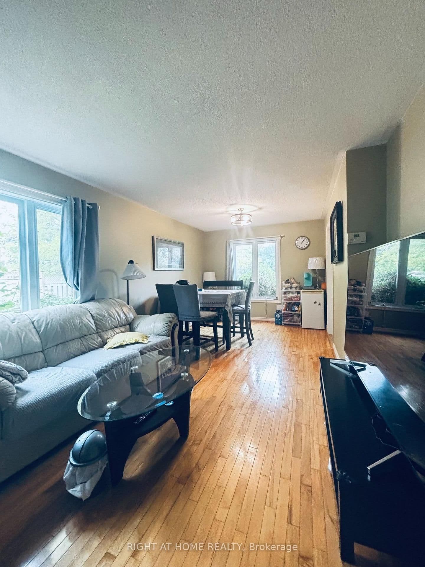 96 Howell Road thumbnail 8