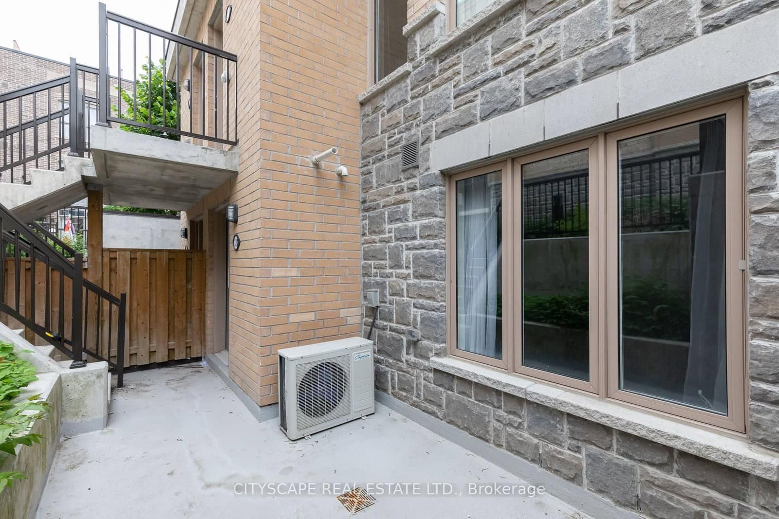 9 Foundry Avenue, Unit 115 thumbnail 15