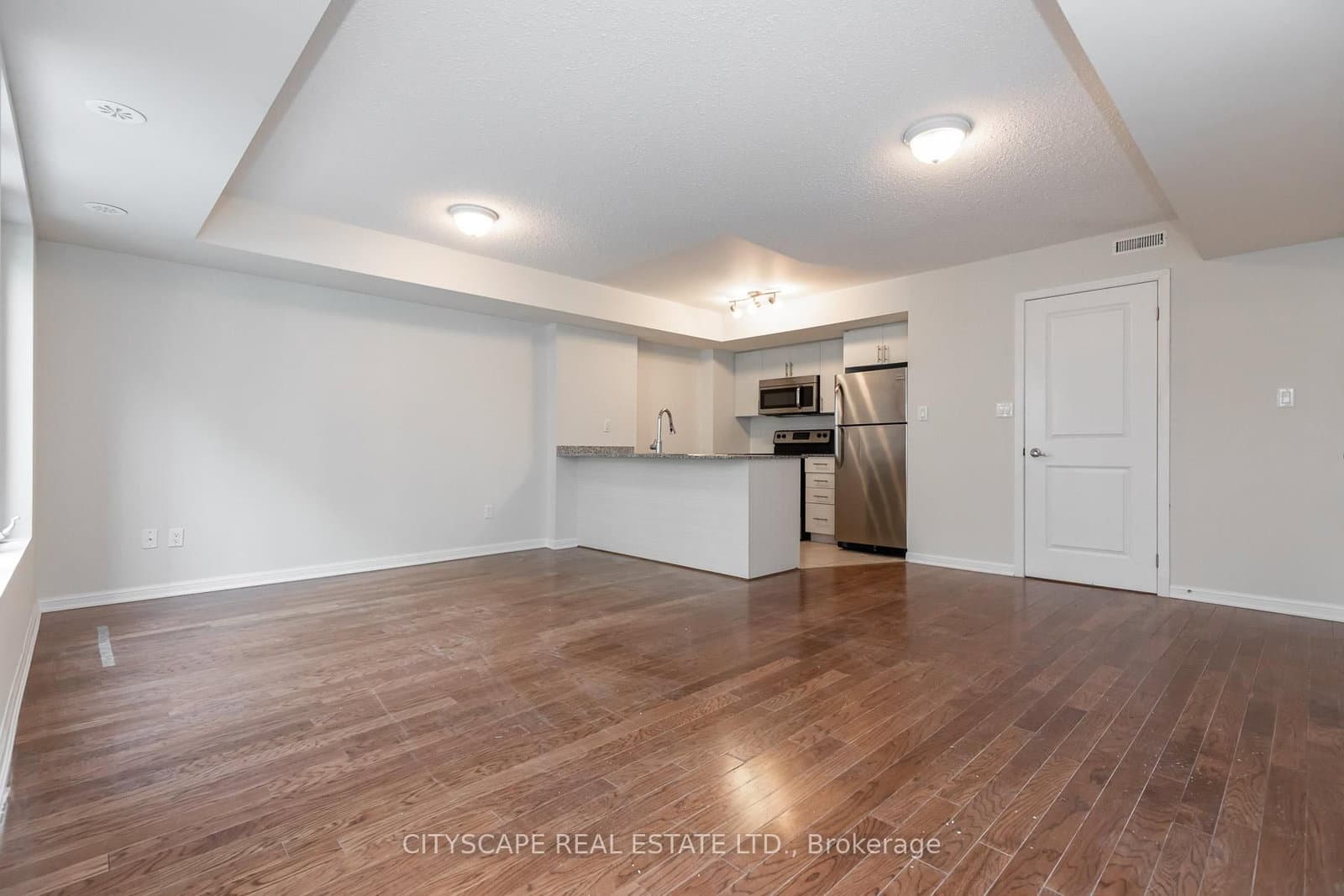 9 Foundry Avenue, Unit 115 thumbnail 2