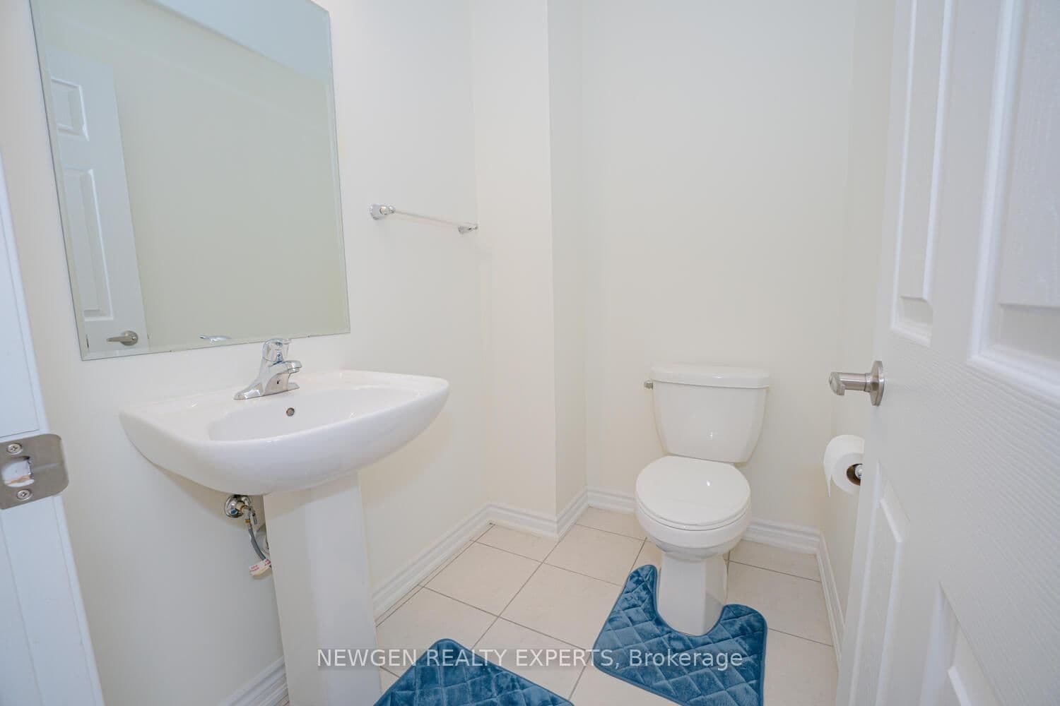 240 Lagerfeld Drive, Unit 13 thumbnail 17