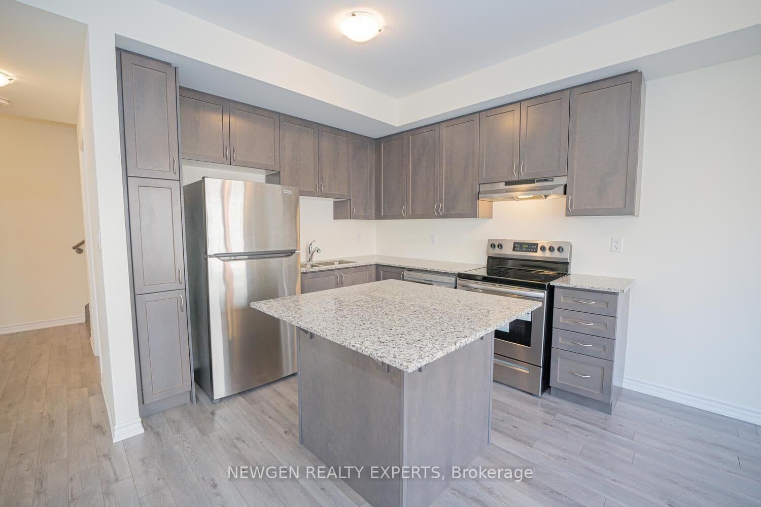 240 Lagerfeld Drive, Unit 13 thumbnail 9