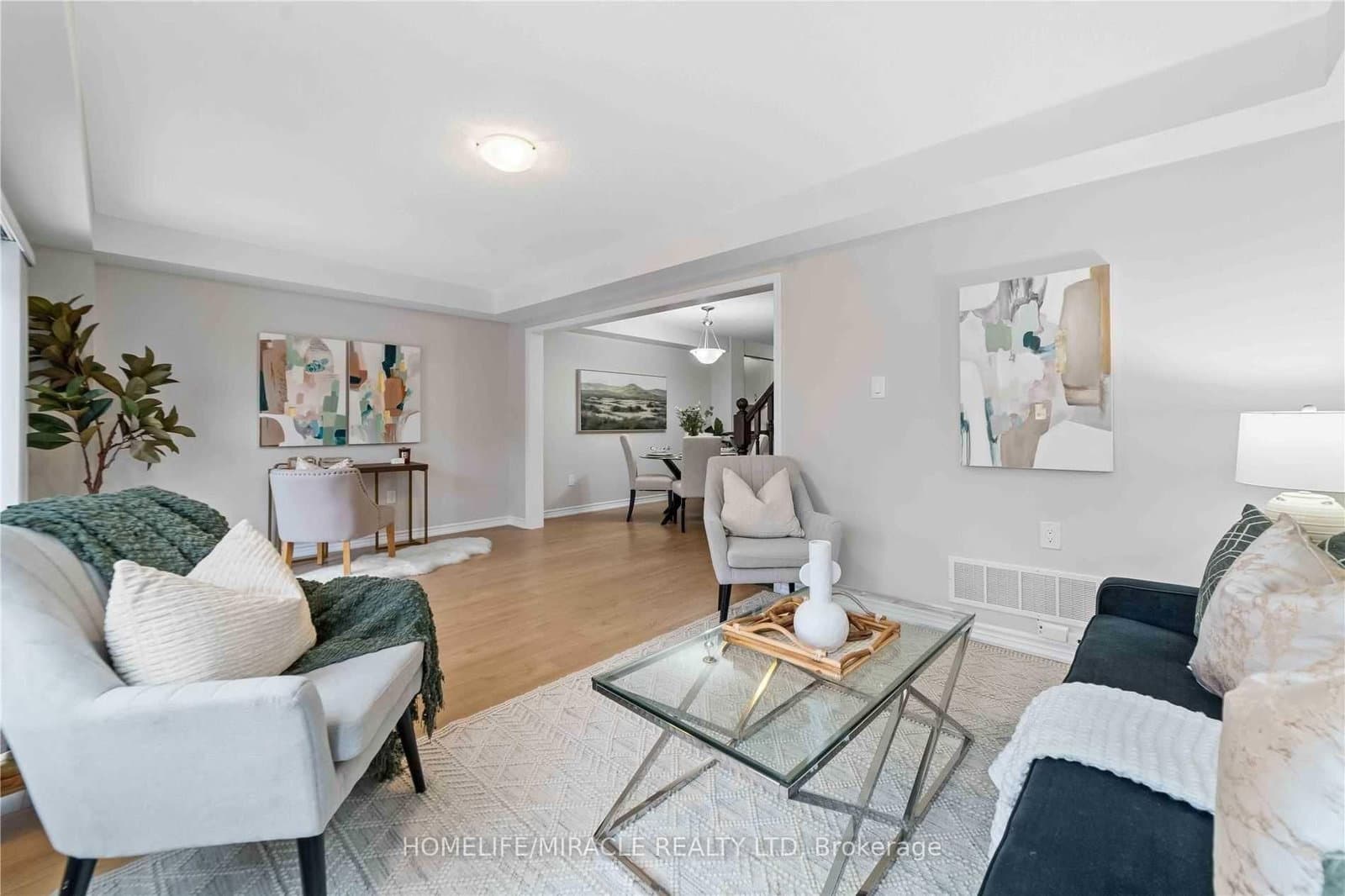 21 Donlamont Circle thumbnail 7