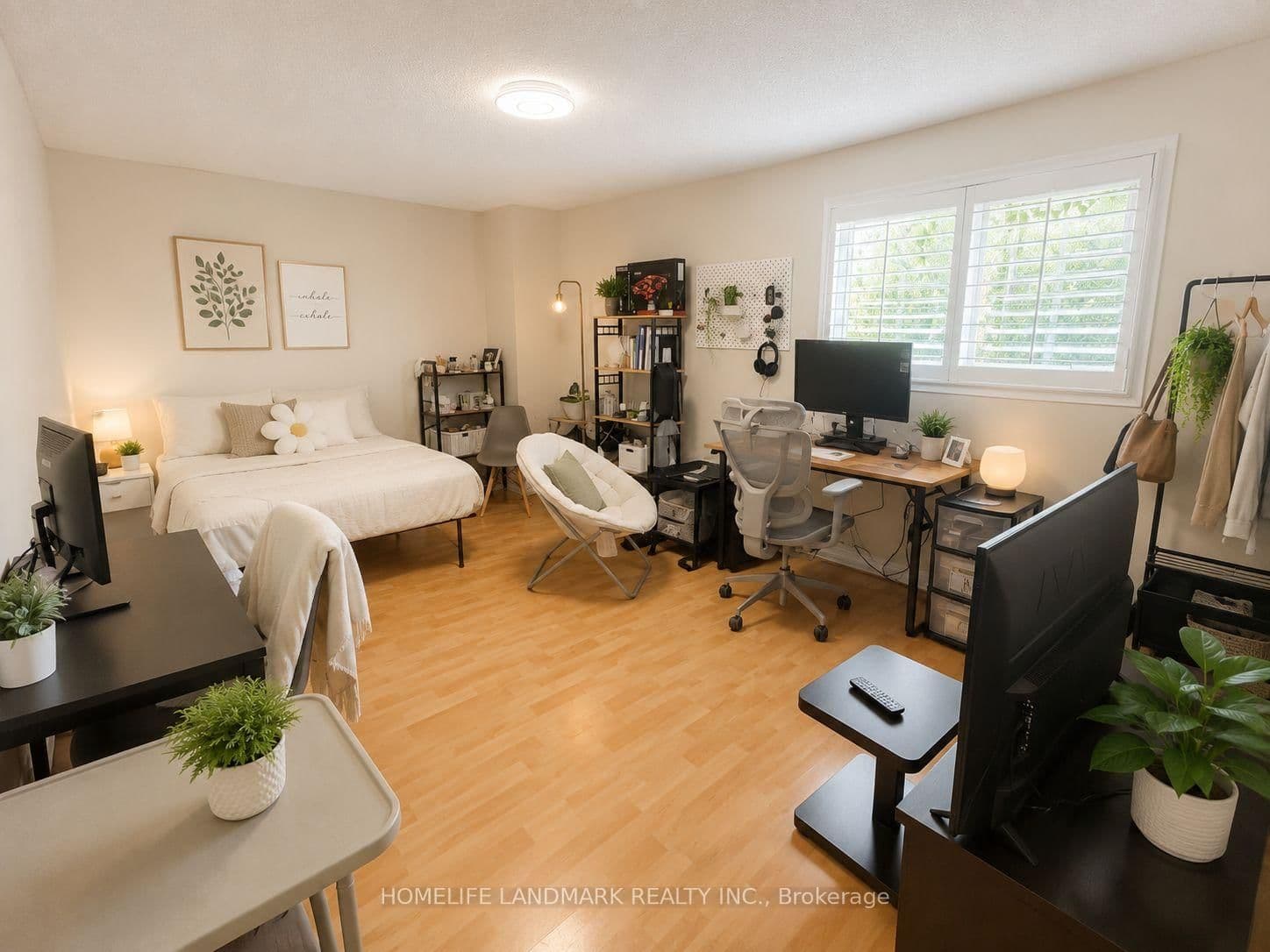 4674 Antelope Crescent thumbnail 13