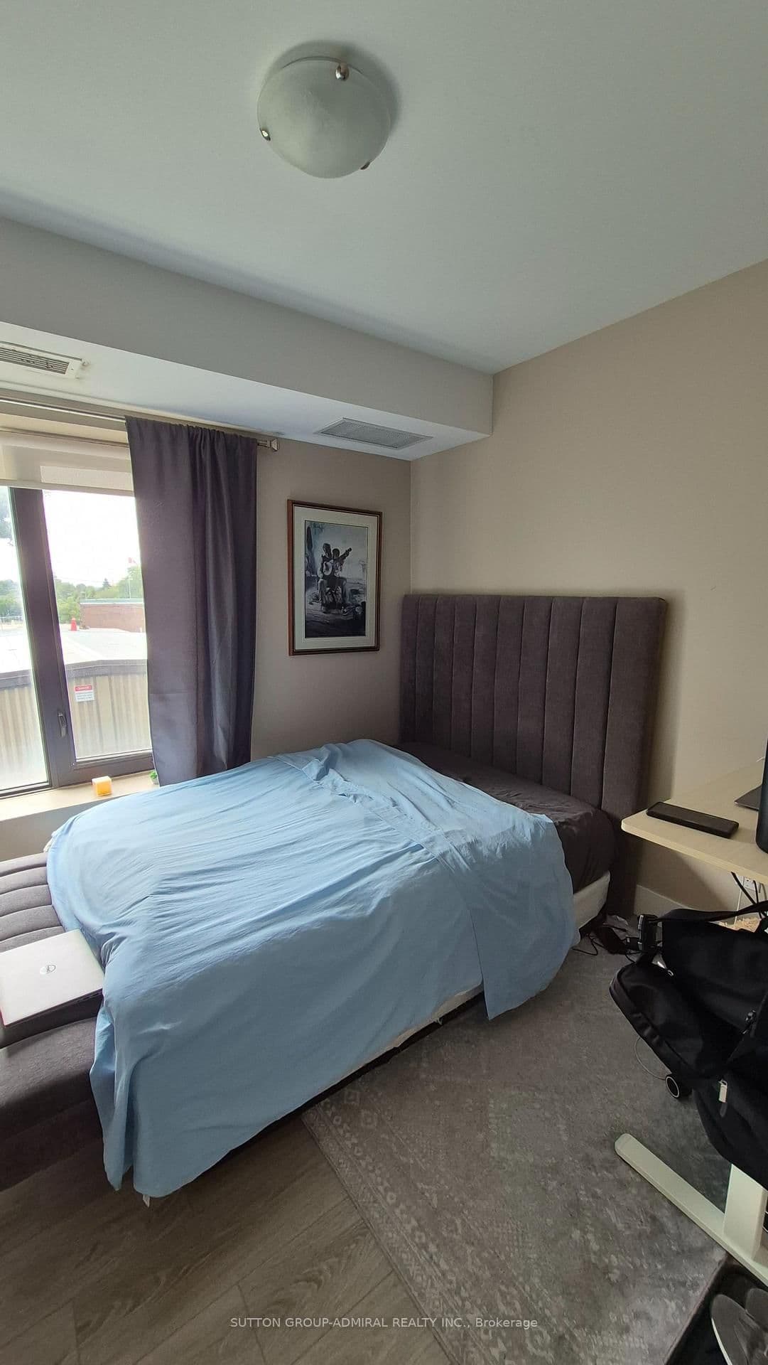 293 Viewmount Avenue, Unit 202 thumbnail 8