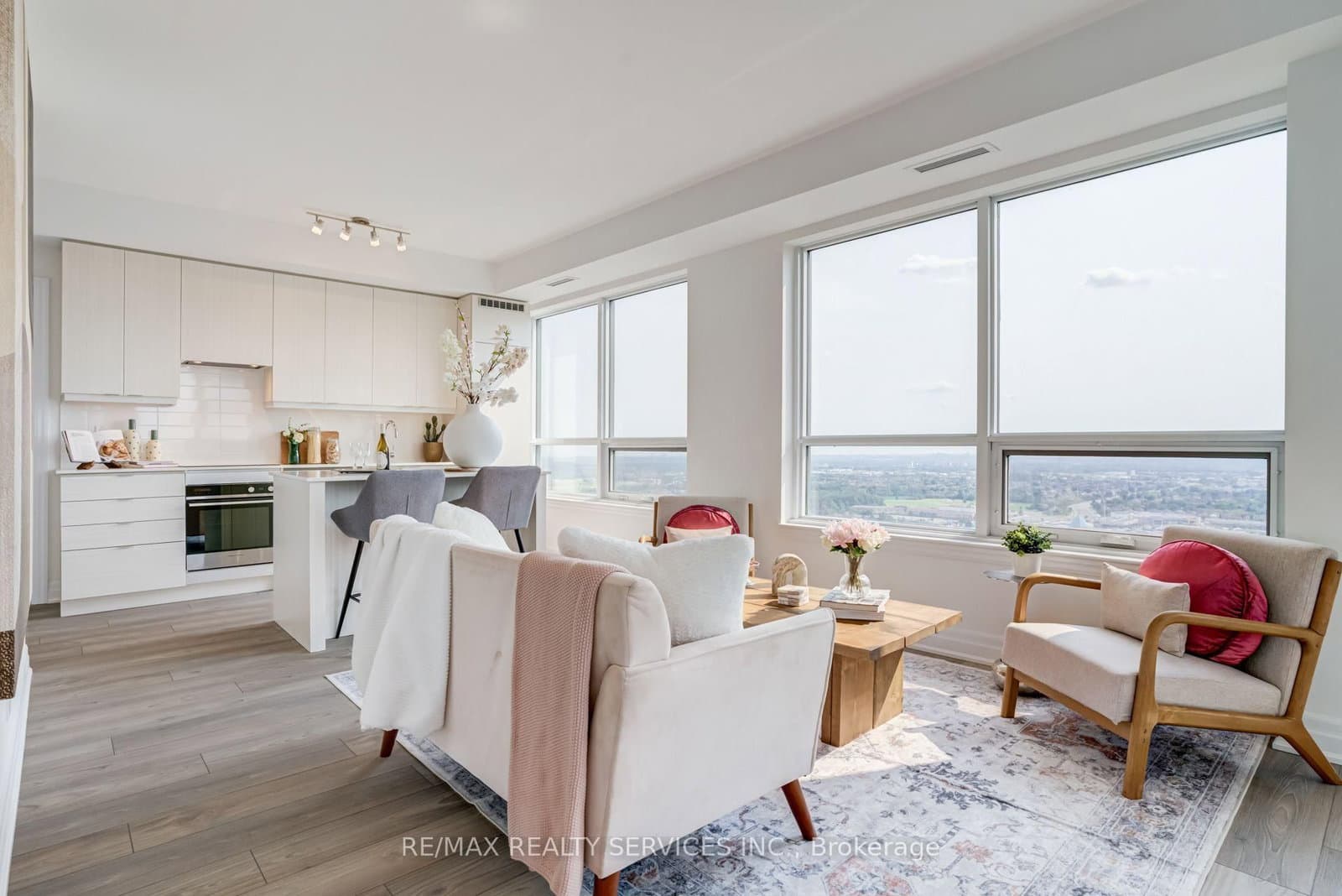 36 Elm Drive, Unit 2909 thumbnail 17