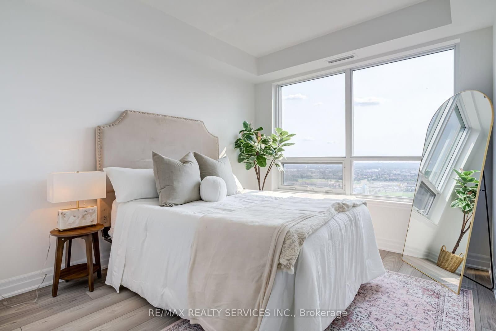 36 Elm Drive, Unit 2909 thumbnail 23