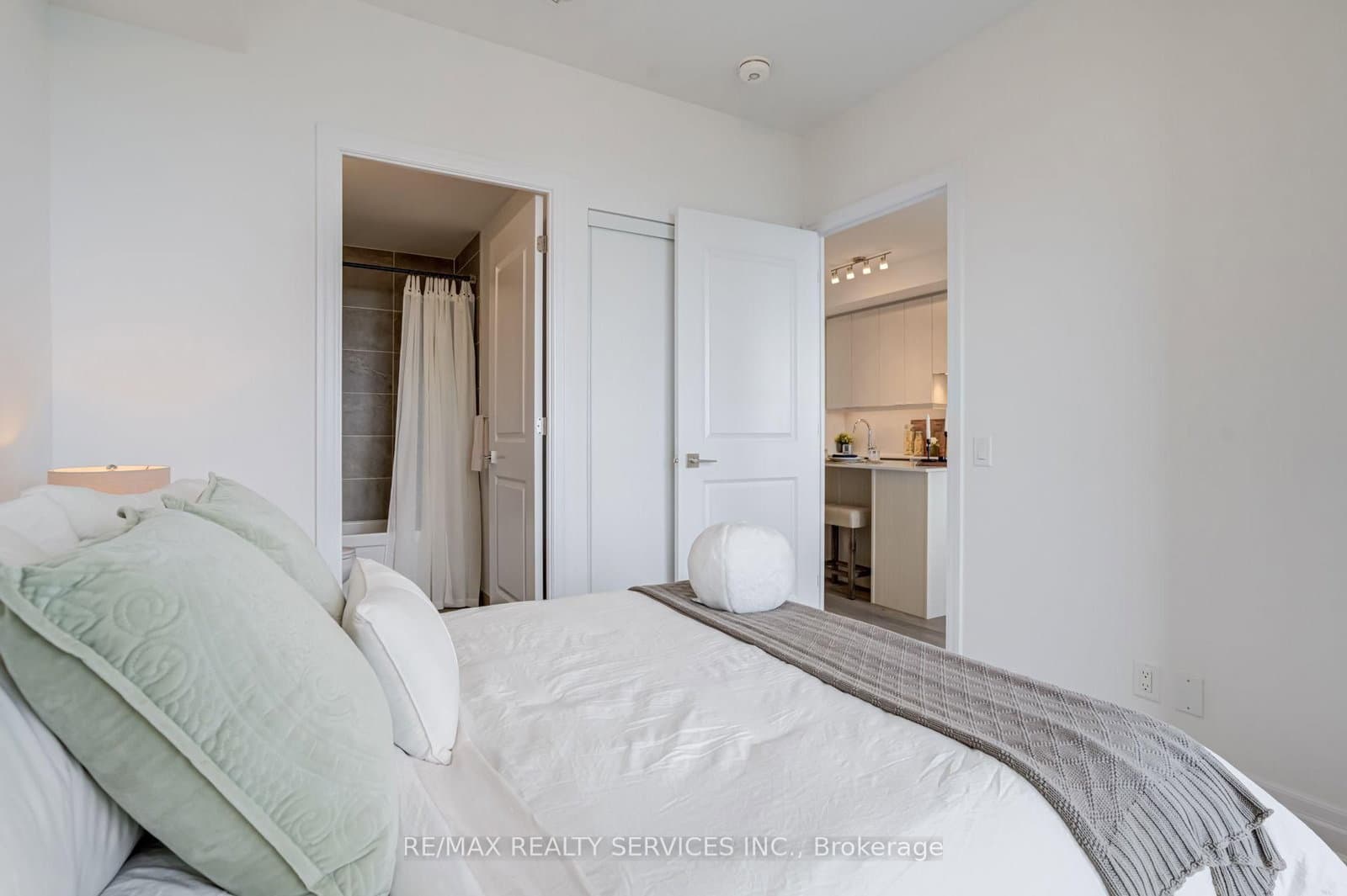 36 Elm Drive, Unit 3507 thumbnail 27