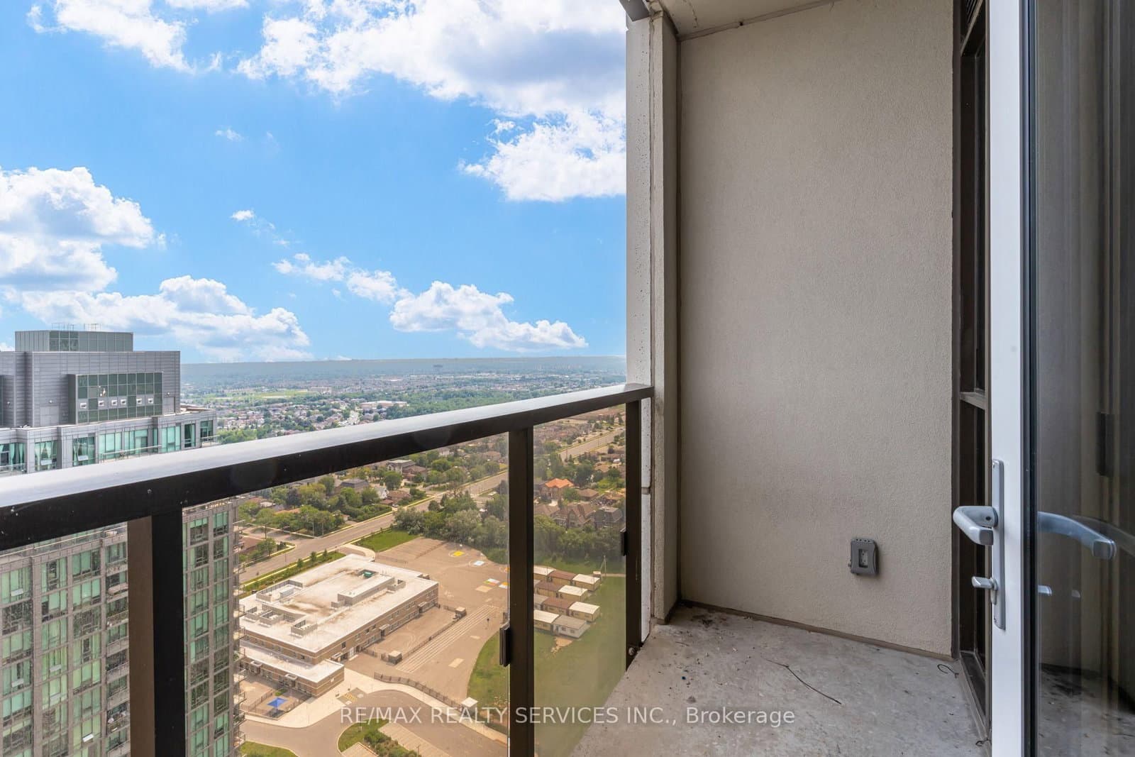 36 Elm Drive, Unit 3507 thumbnail 30