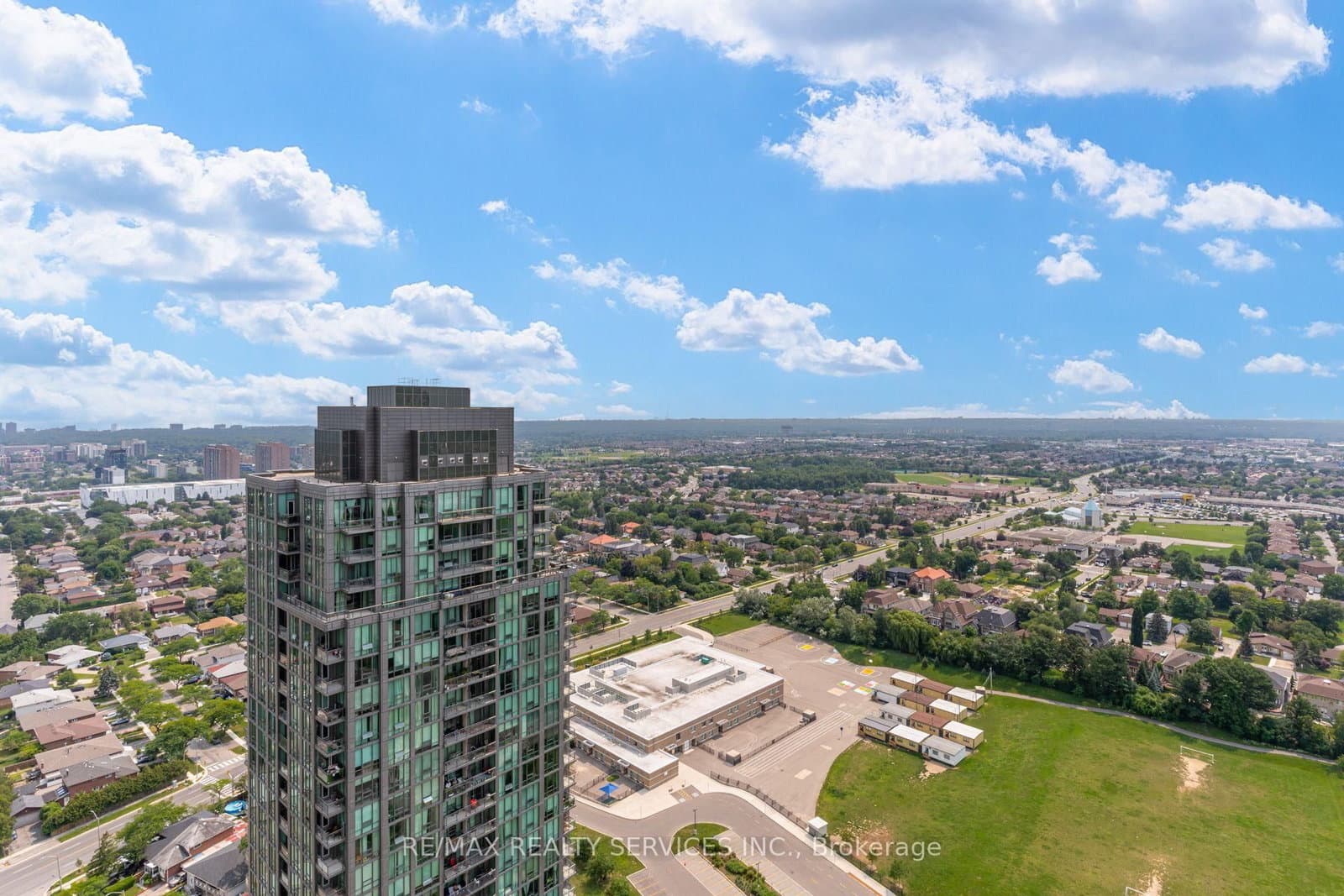 36 Elm Drive, Unit 3507 thumbnail 34