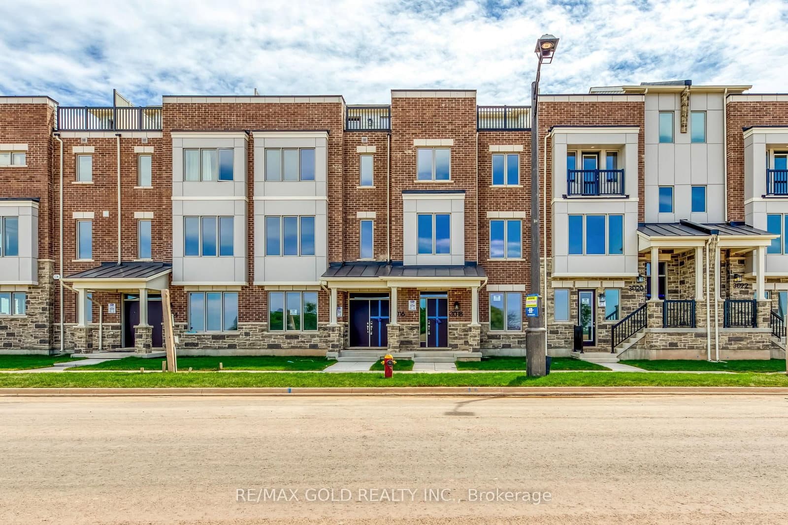 3018 John McKay Boulevard S