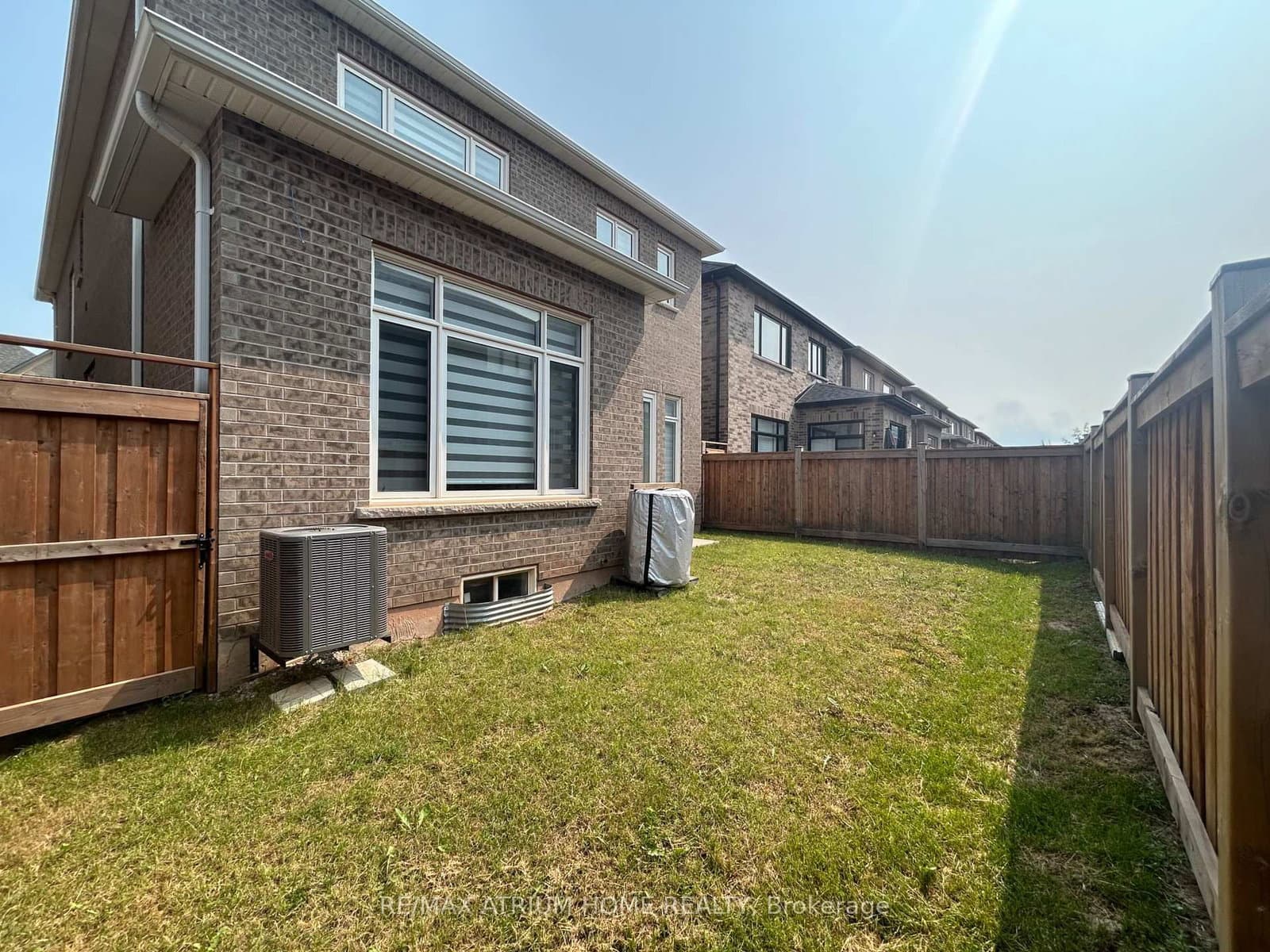 75 Carnegie Drive thumbnail 21