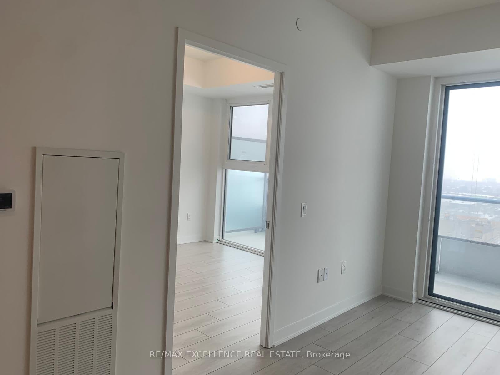 260 Malta Avenue, Unit 1702 thumbnail 3