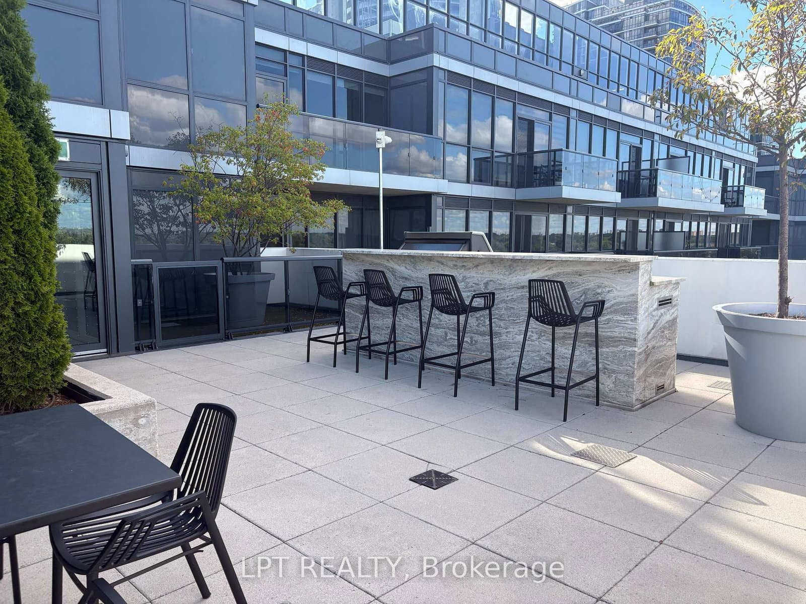 10 Gibbs Road, Unit 709 thumbnail 30