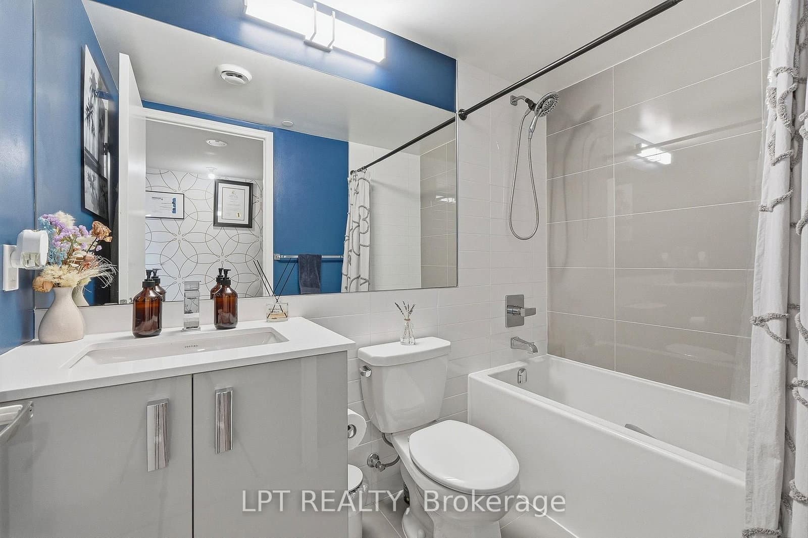 10 Gibbs Road, Unit 709 thumbnail 8