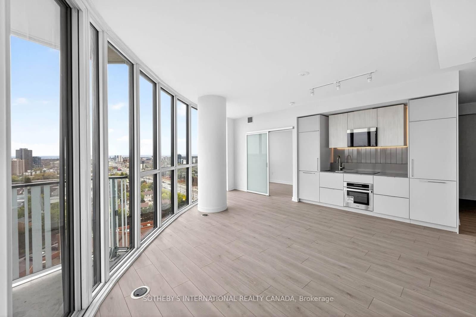 1 Fairview Road E, Unit 3203 thumbnail 2