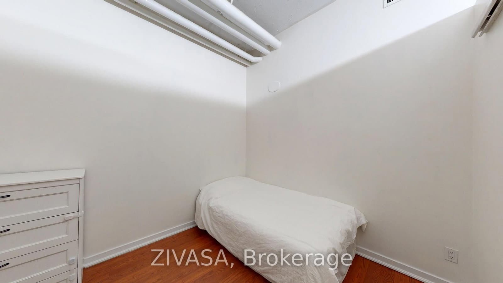 2 Fieldway Road, Unit 218 thumbnail 17