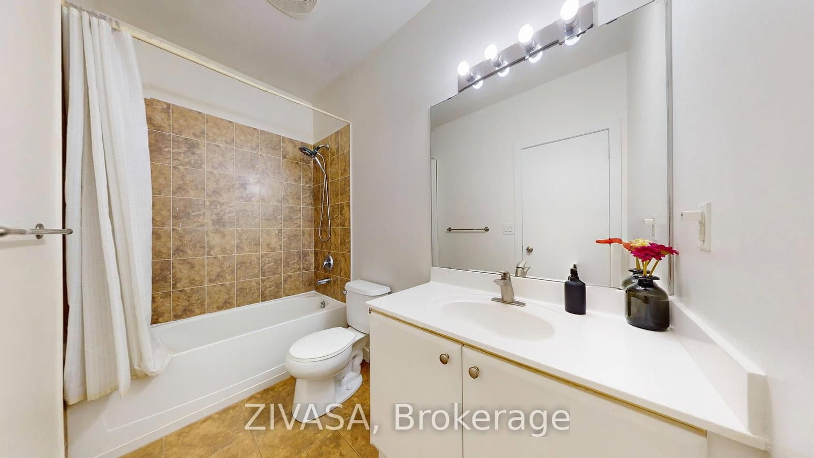 2 Fieldway Road, Unit 218 thumbnail 18