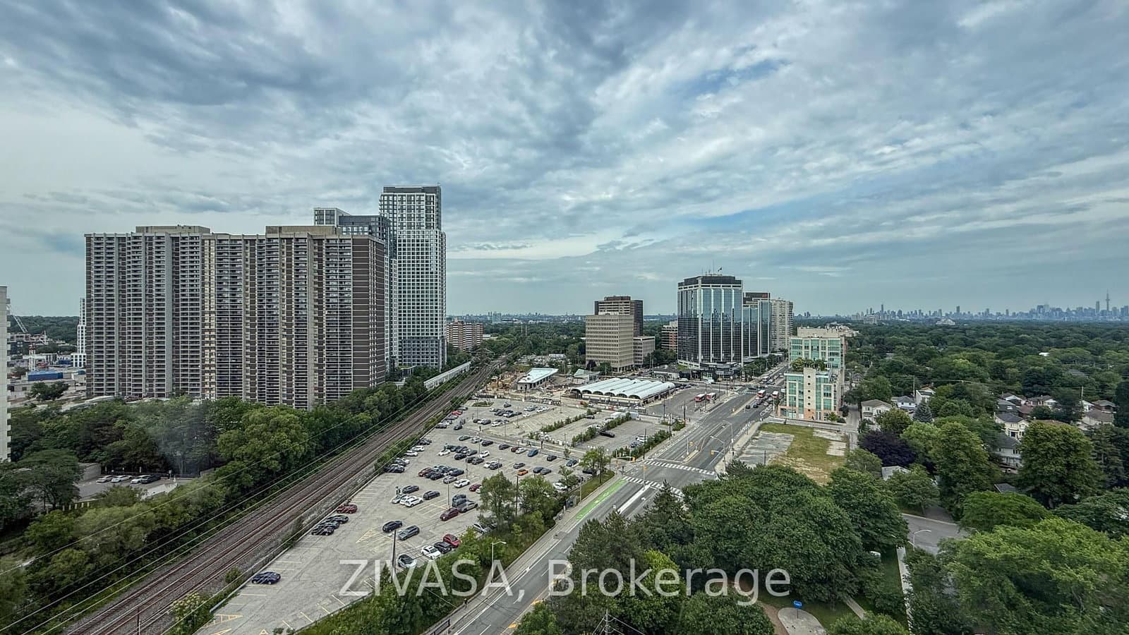 2 Fieldway Road, Unit 218 thumbnail 31