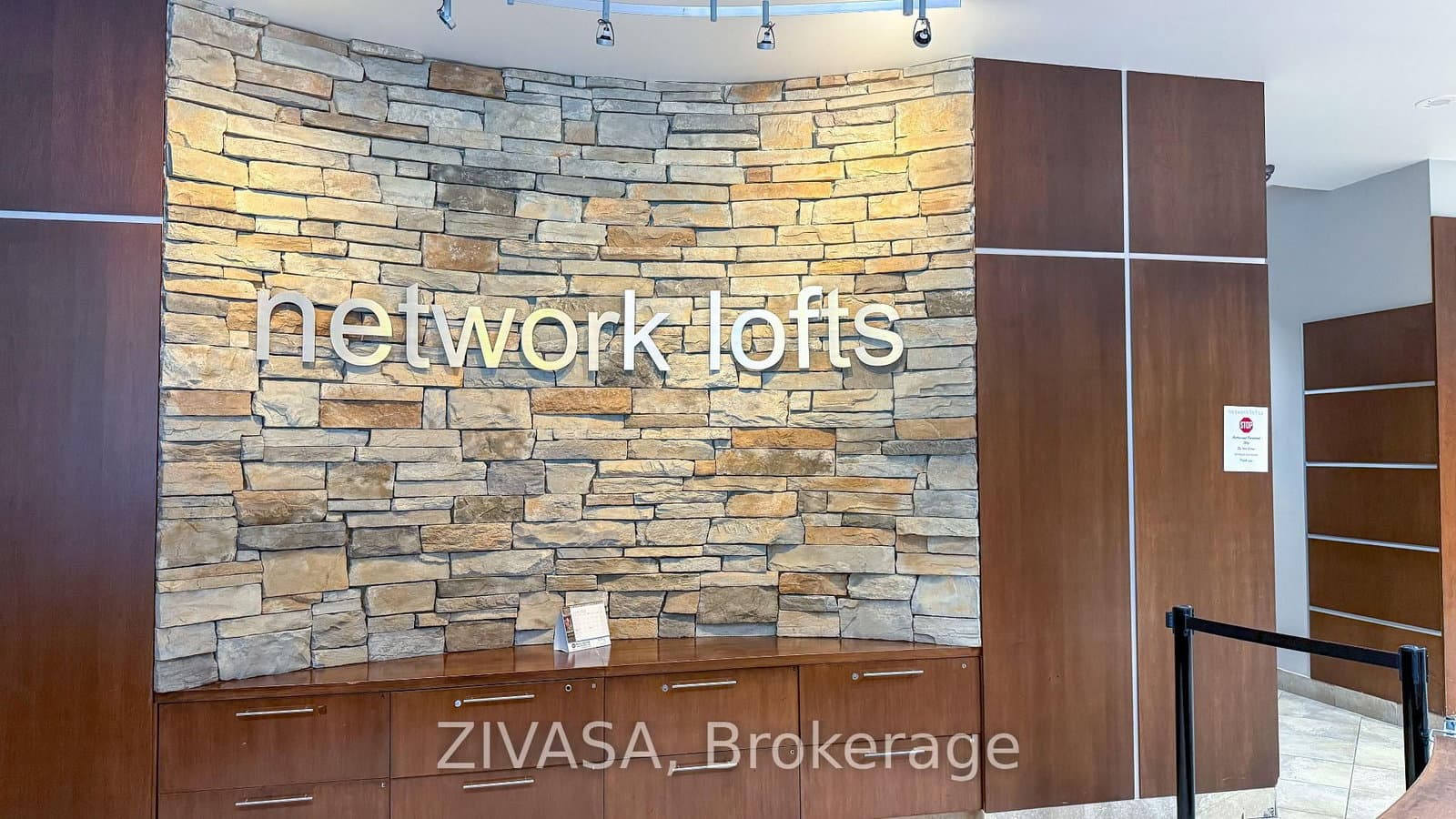 2 Fieldway Road, Unit 218 thumbnail 4