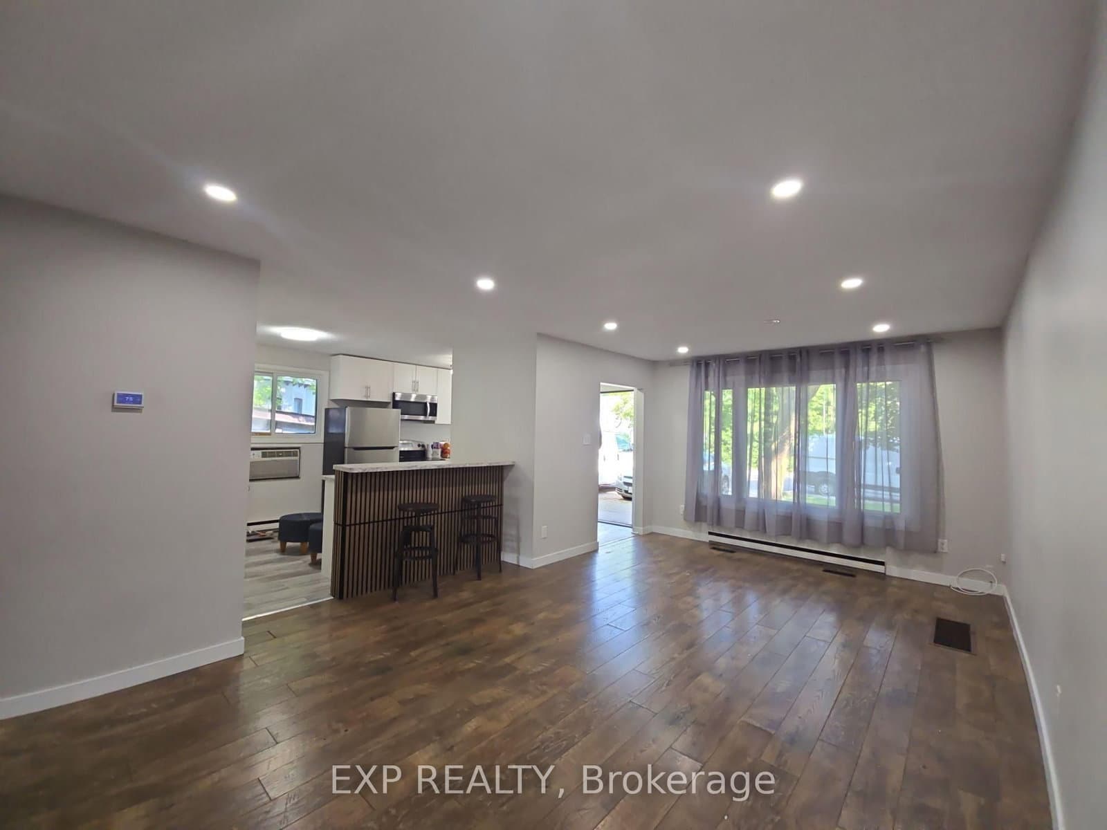 87 Wellington Street E, Unit Main Level thumbnail 10
