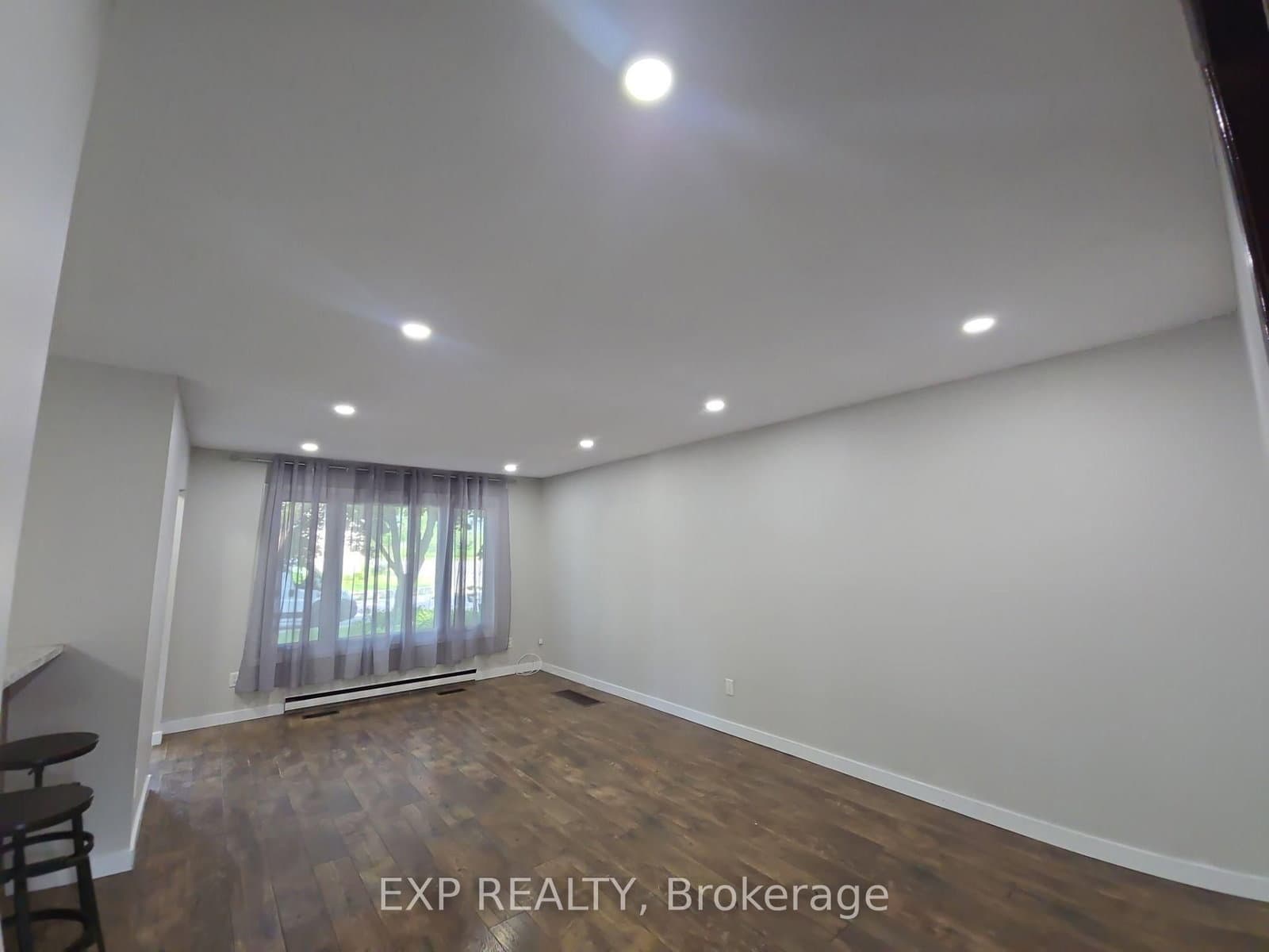 87 Wellington Street E, Unit Main Level thumbnail 11