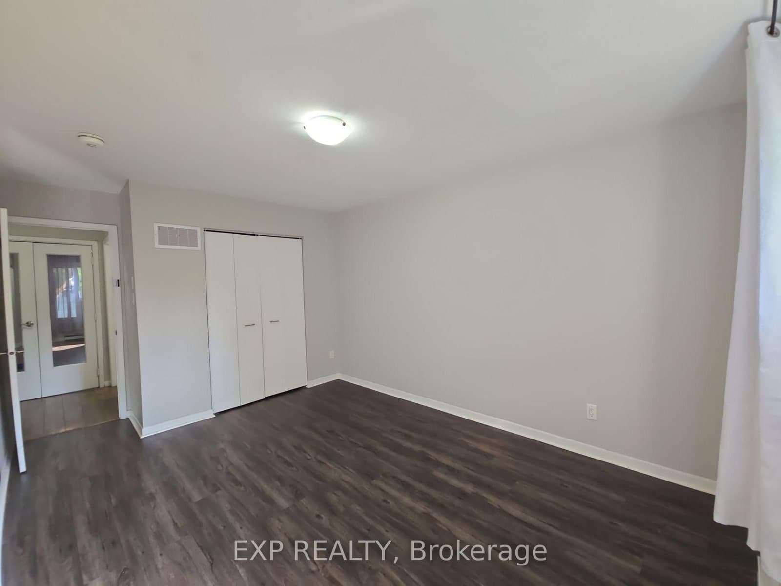 87 Wellington Street E, Unit Main Level thumbnail 18
