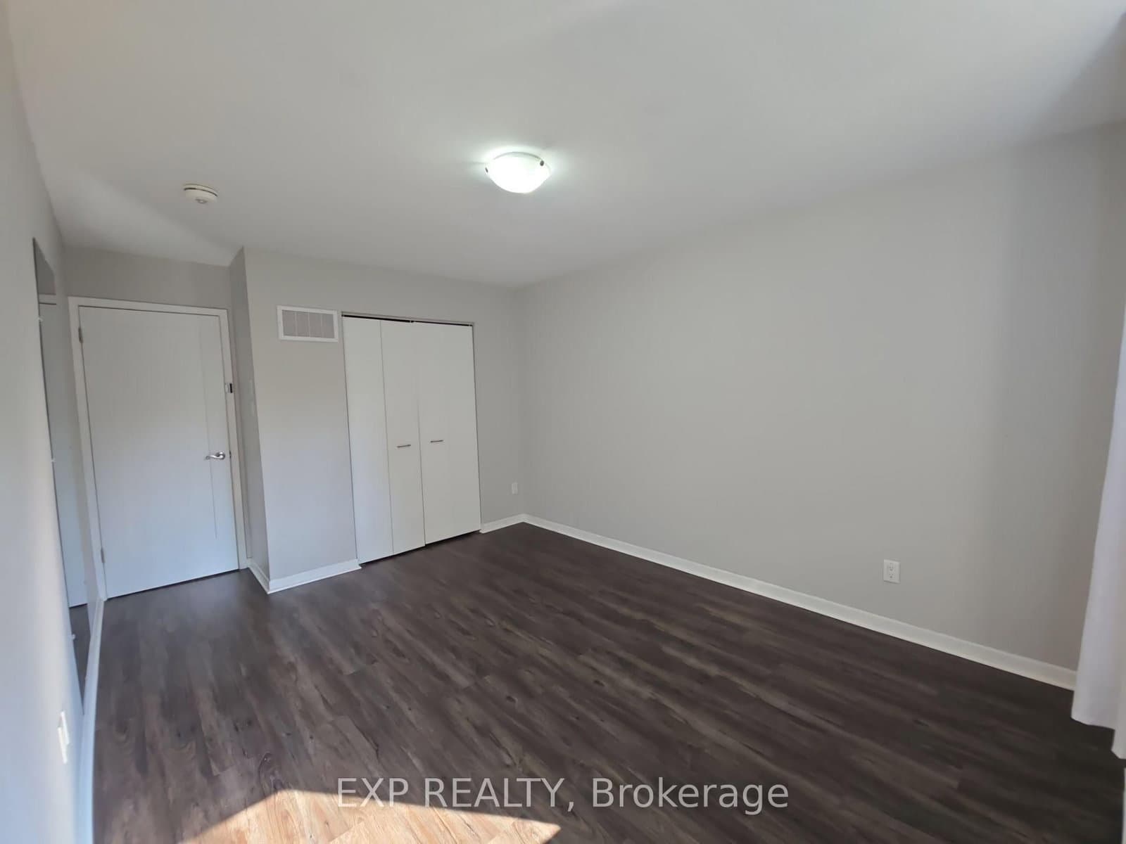 87 Wellington Street E, Unit Main Level thumbnail 19
