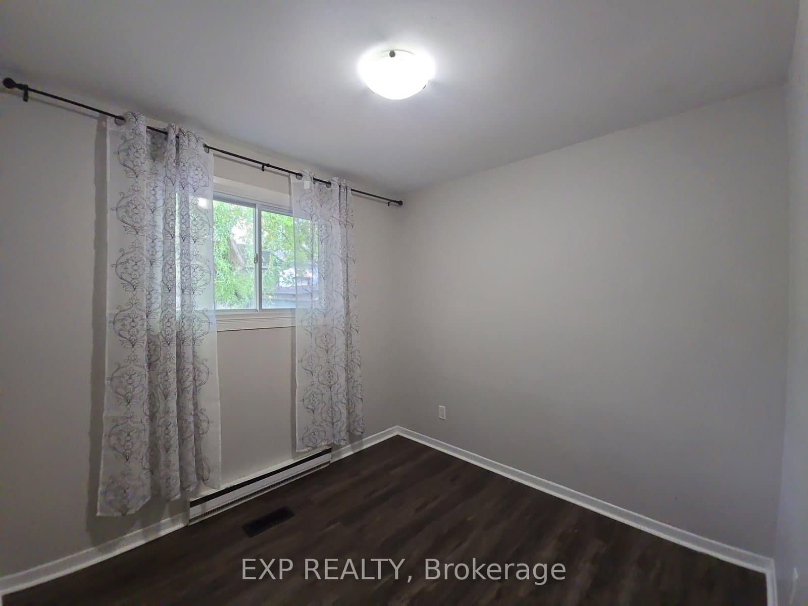 87 Wellington Street E, Unit Main Level thumbnail 25