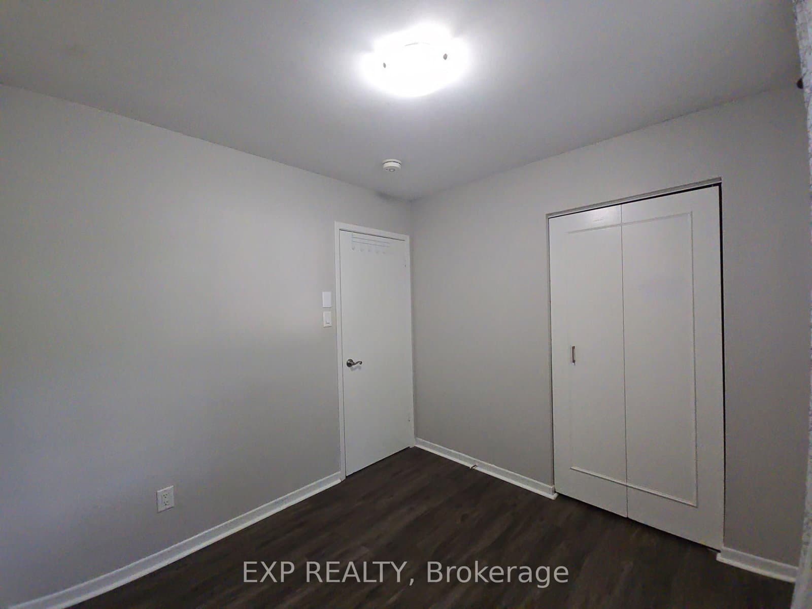 87 Wellington Street E, Unit Main Level thumbnail 27