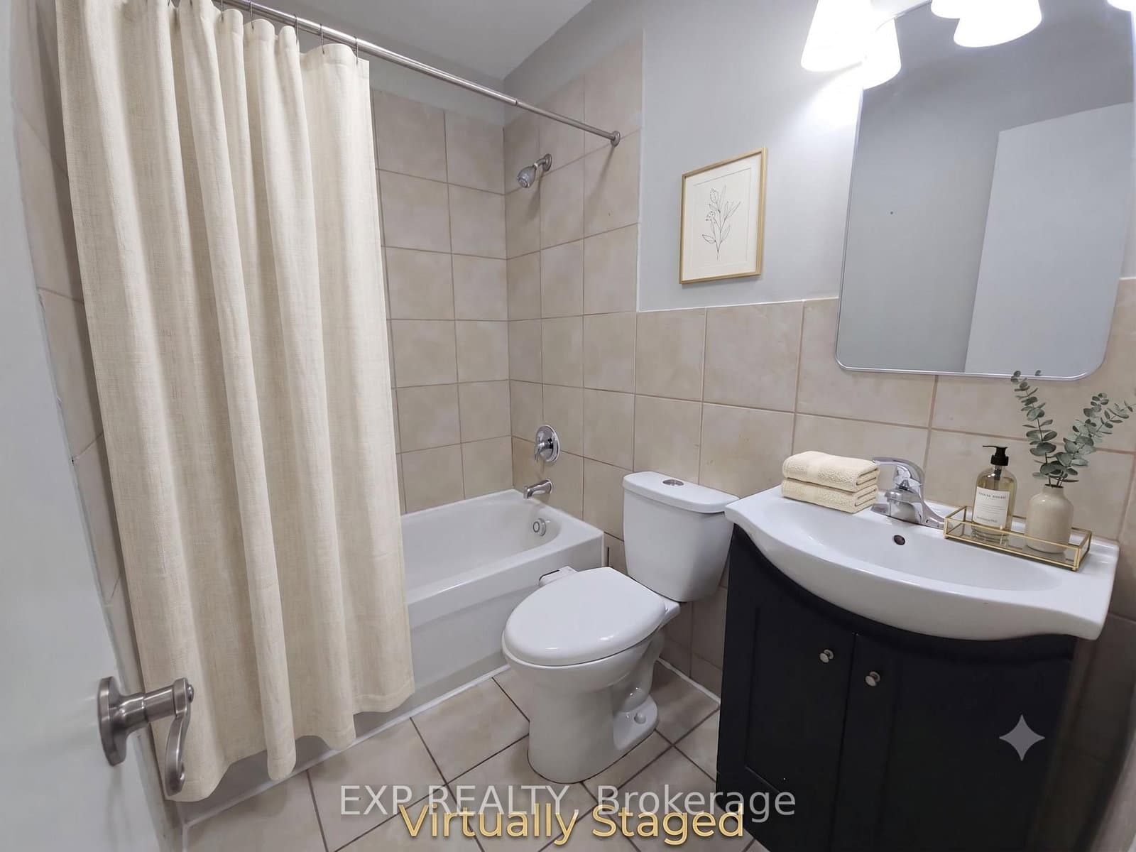 87 Wellington Street E, Unit Main Level thumbnail 7