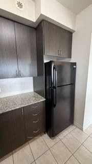 50 SKY HARBOUR Drive, Unit 409 thumbnail 2