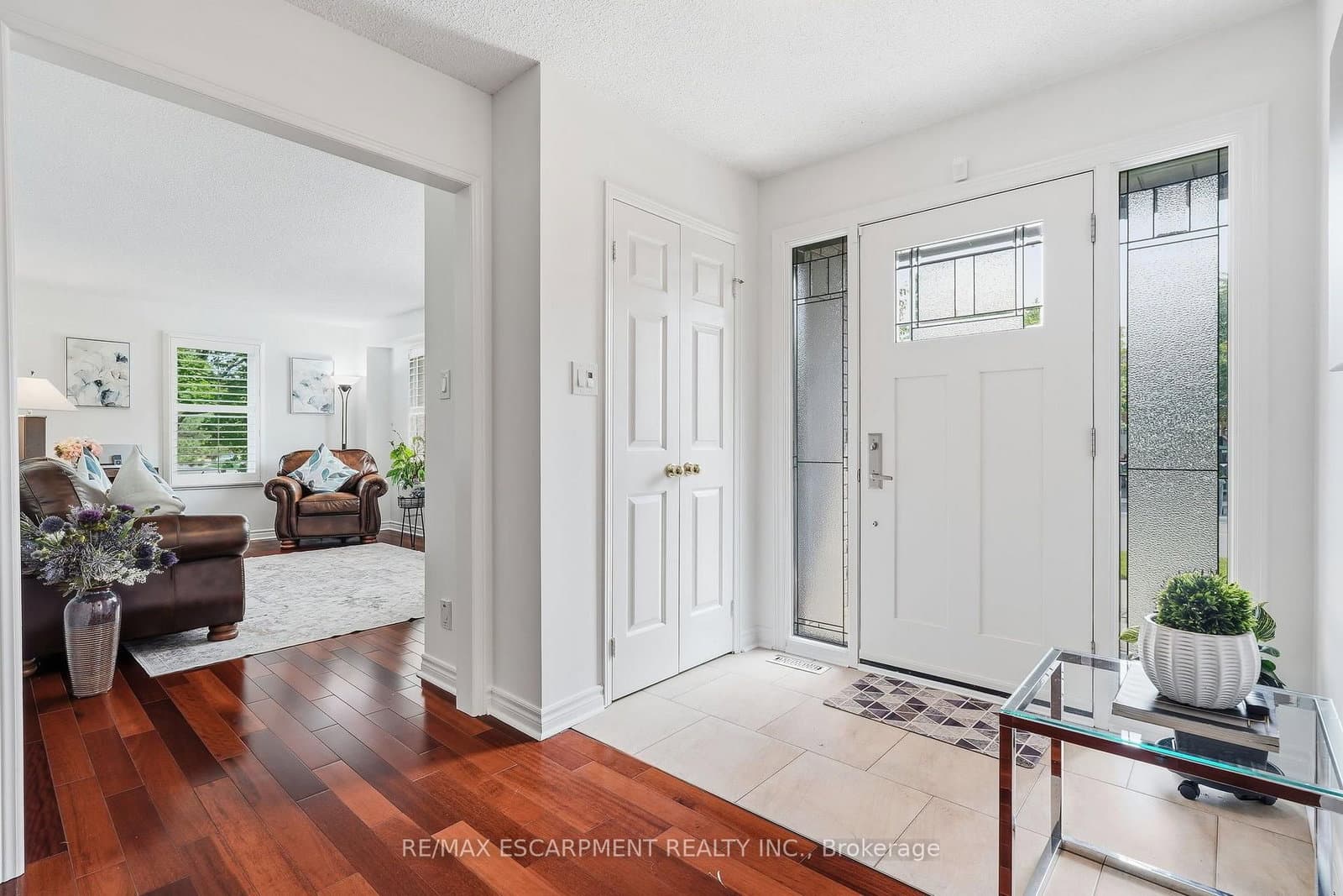 1154 Windrush Drive thumbnail 3