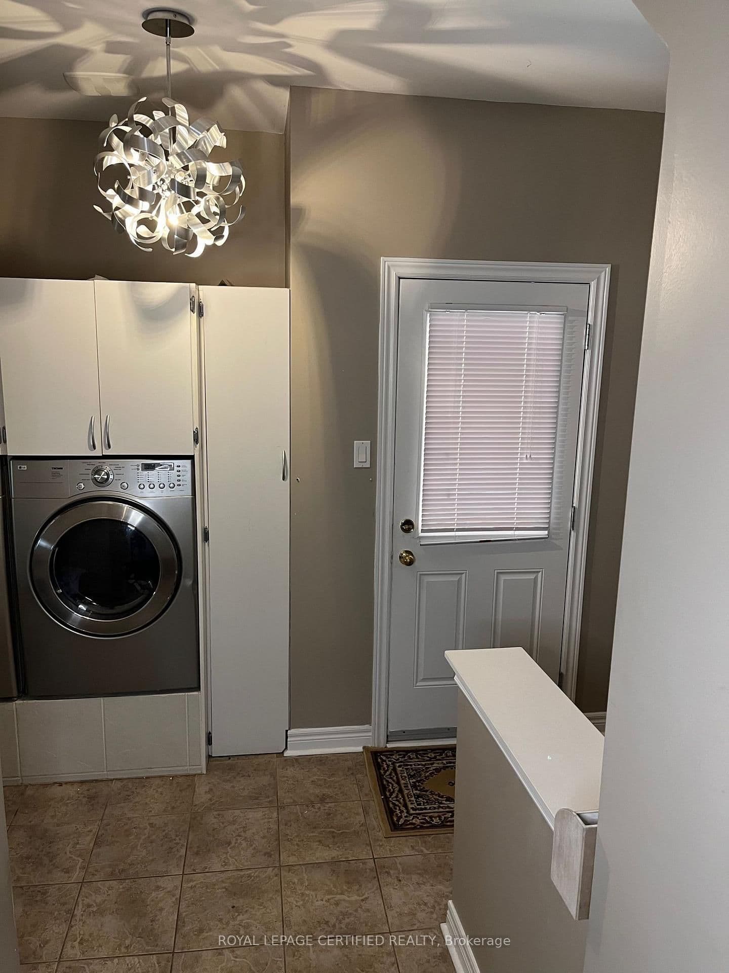 31 Everingham Circle, Unit BSMT thumbnail 9