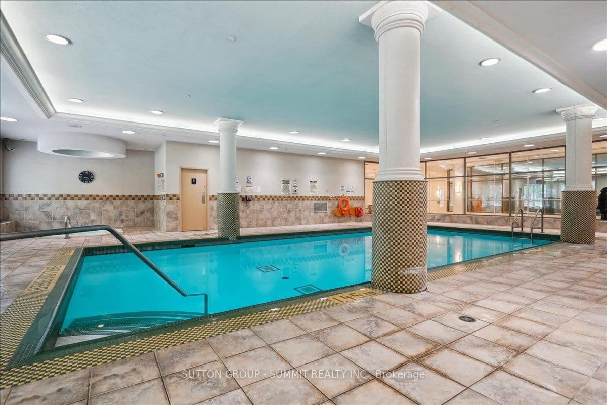 5229 Dundas Street W, Unit 511 thumbnail 26