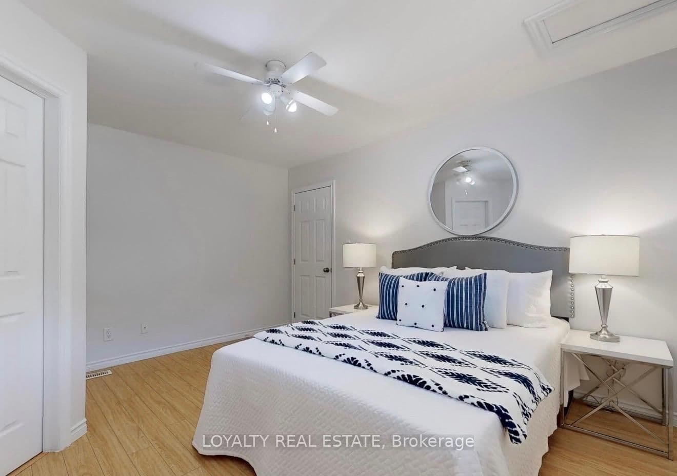 4 Mcmurchy Avenue S, Unit 1 thumbnail 10