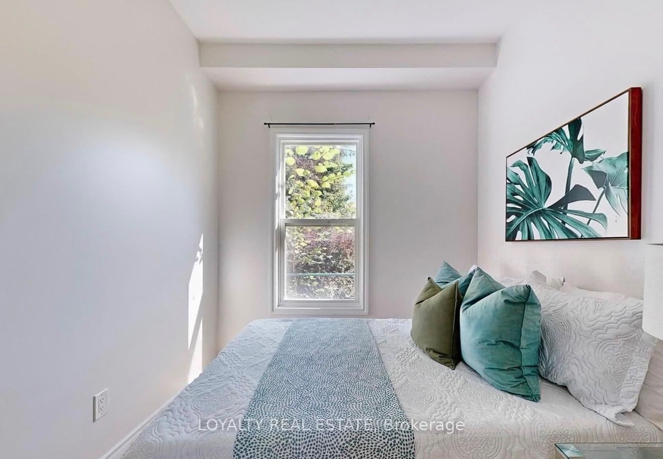4 Mcmurchy Avenue S, Unit 1 thumbnail 15