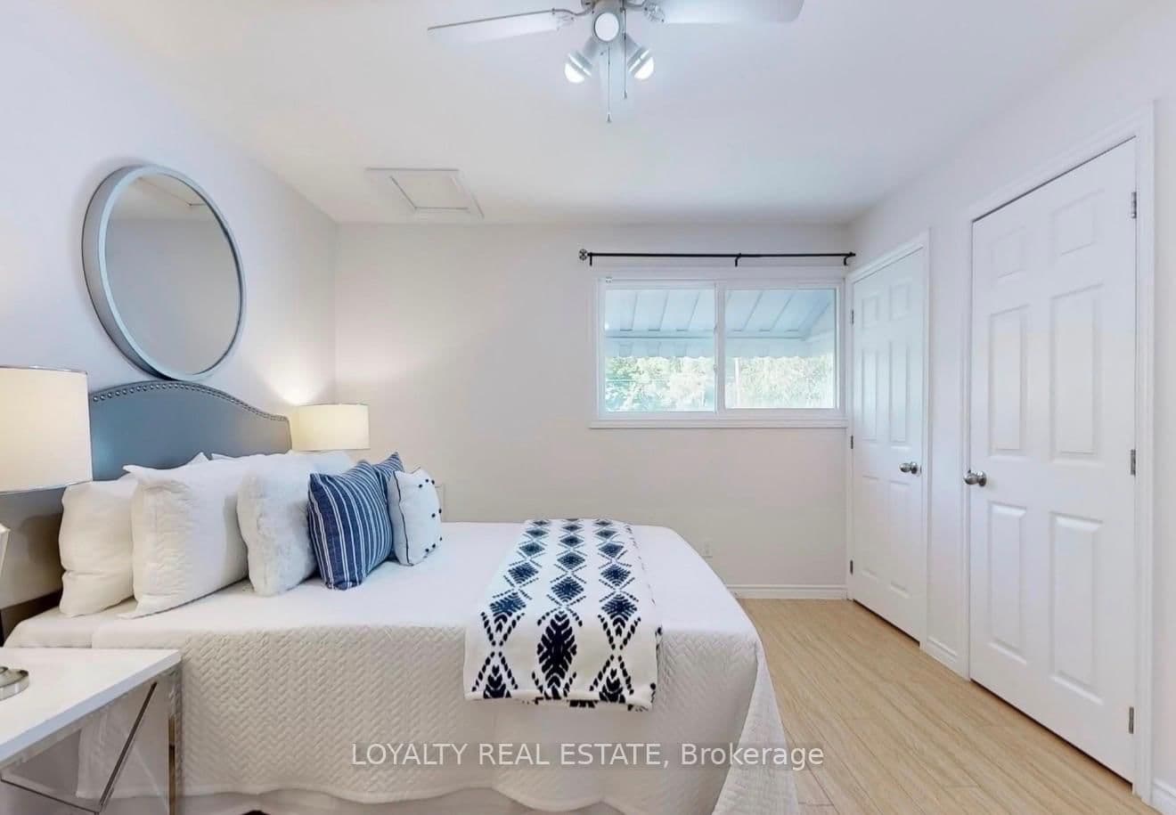 4 Mcmurchy Avenue S, Unit 1 thumbnail 8